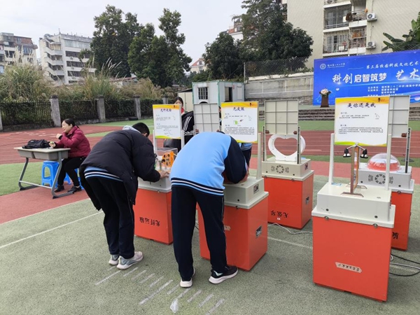 科普大篷車走進(jìn)福州第二十二中學(xué)