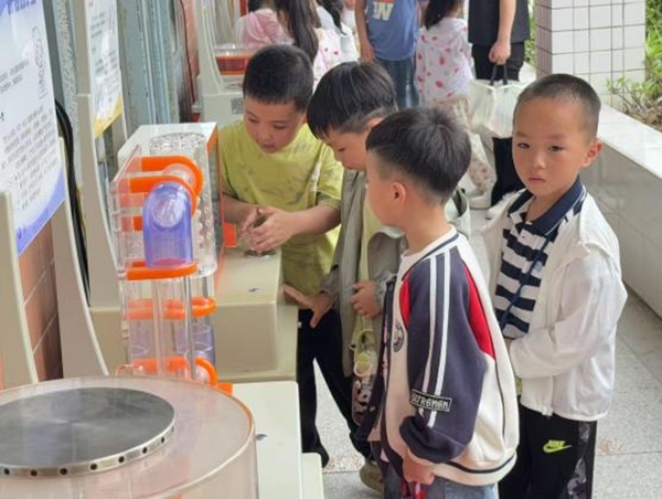 “探秘科學海洋，點亮岐小夢想”——連江縣黃岐中心小學迎來奇妙科普之旅
