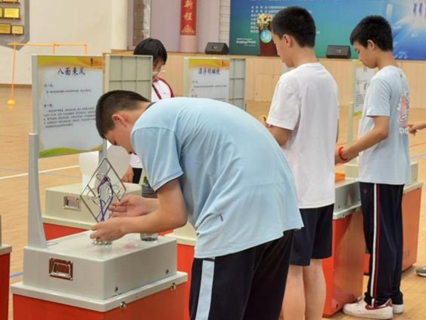 “智啟少年，科耀榕城”——福州科技館相約福州一中共探科學秘境