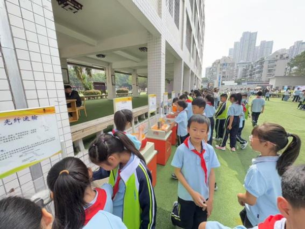 “少年逐光，探秘無限”——臺江第二實驗小學相約福州科技館共探科學秘境