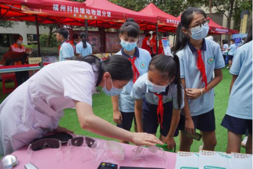 福州科技館眼健康分館參加2022年福州市全國科普日活動暨福州科技館科普場館“1+N”志愿服務行動