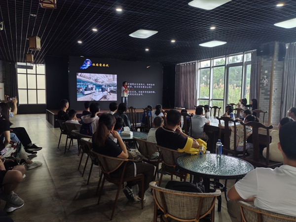 “解碼候鳥遷徙 守護生命航道”閩都科普研學行成功舉辦 “解碼候鳥遷徙 守護生命航道”閩都科普研學行成功舉辦