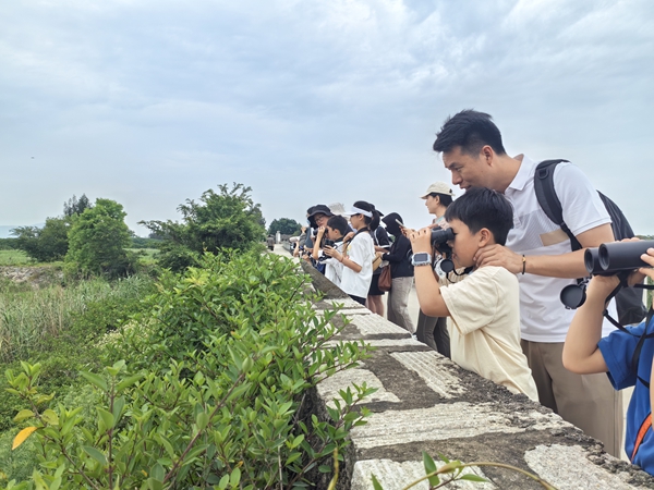 “解碼候鳥遷徙 守護生命航道”閩都科普研學行成功舉辦 “解碼候鳥遷徙 守護生命航道”閩都科普研學行成功舉辦