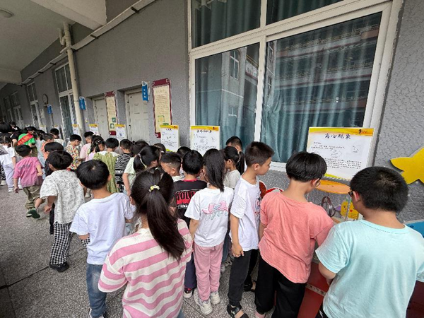 車(chē)輪不息，探索不止！福州科技館科普大篷車(chē)走進(jìn)福州市金山實(shí)驗(yàn)小學(xué)