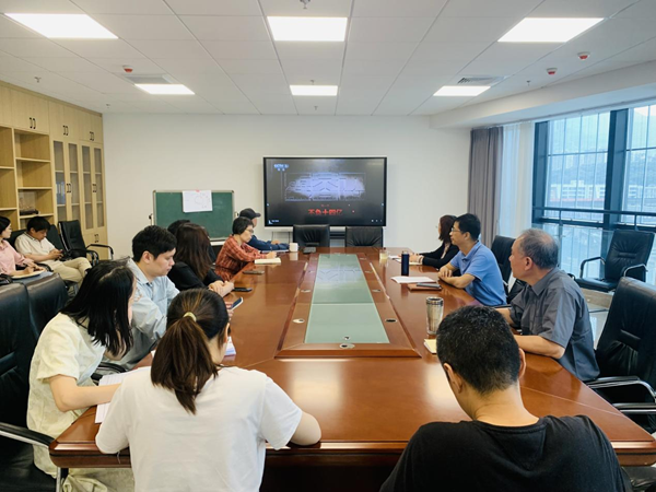福州科技館貫徹落實“中央八項規定”精神學習教育，組織觀看廉政教育警示片