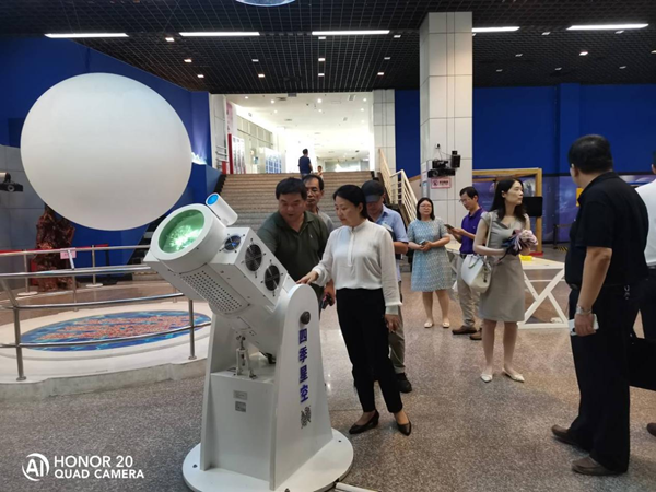 省科協黨組成員、副主席魯偉群一行調研福州市科普工作