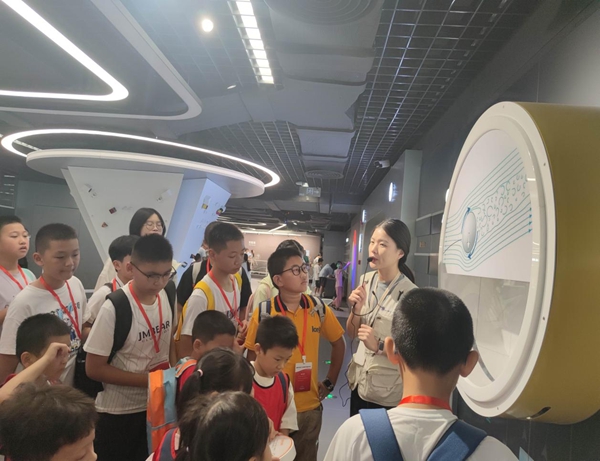 福州市青少年創新學院首屆夏令營在福州科技館舉辦