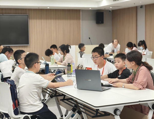 福州市青少年創新學院首屆夏令營在福州科技館舉辦